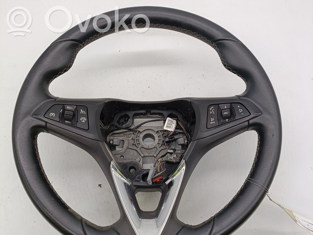 Opel Corsa E Steering wheel 