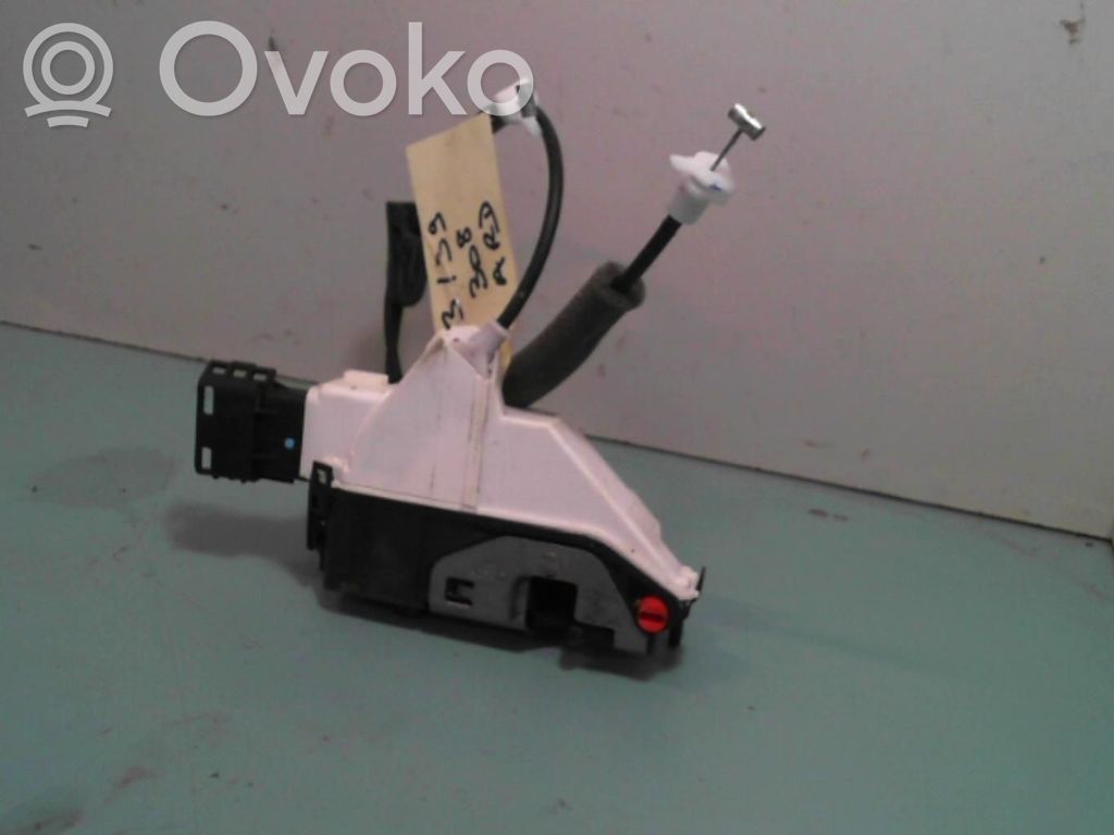 Peugeot 308 Rear door lock 