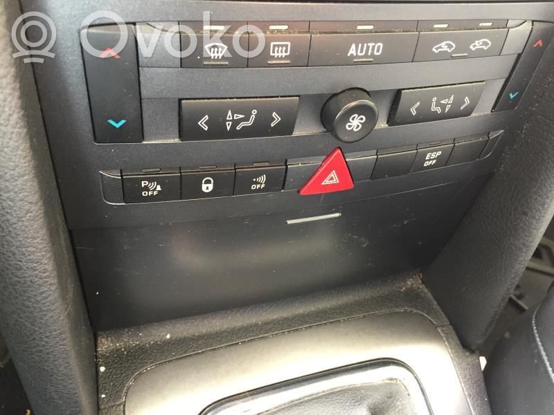 Peugeot 407 Climate control unit 