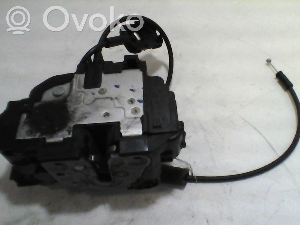 Renault Grand Modus Aizmugurē slēdzene 