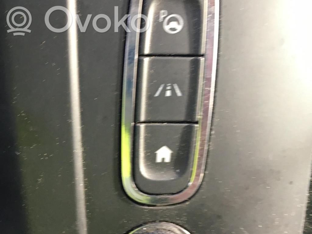 Renault Kadjar Head unit multimedia control 