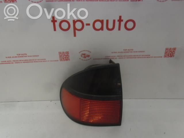 Renault Laguna I Lampa tylna 
