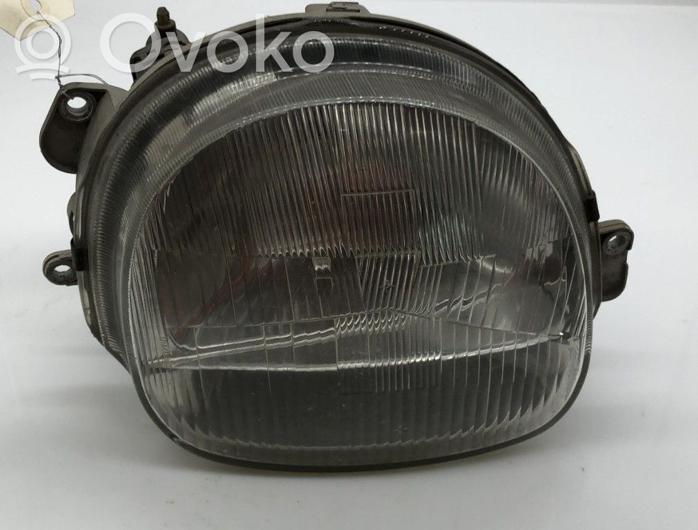 Scheinwerfer   7700419306