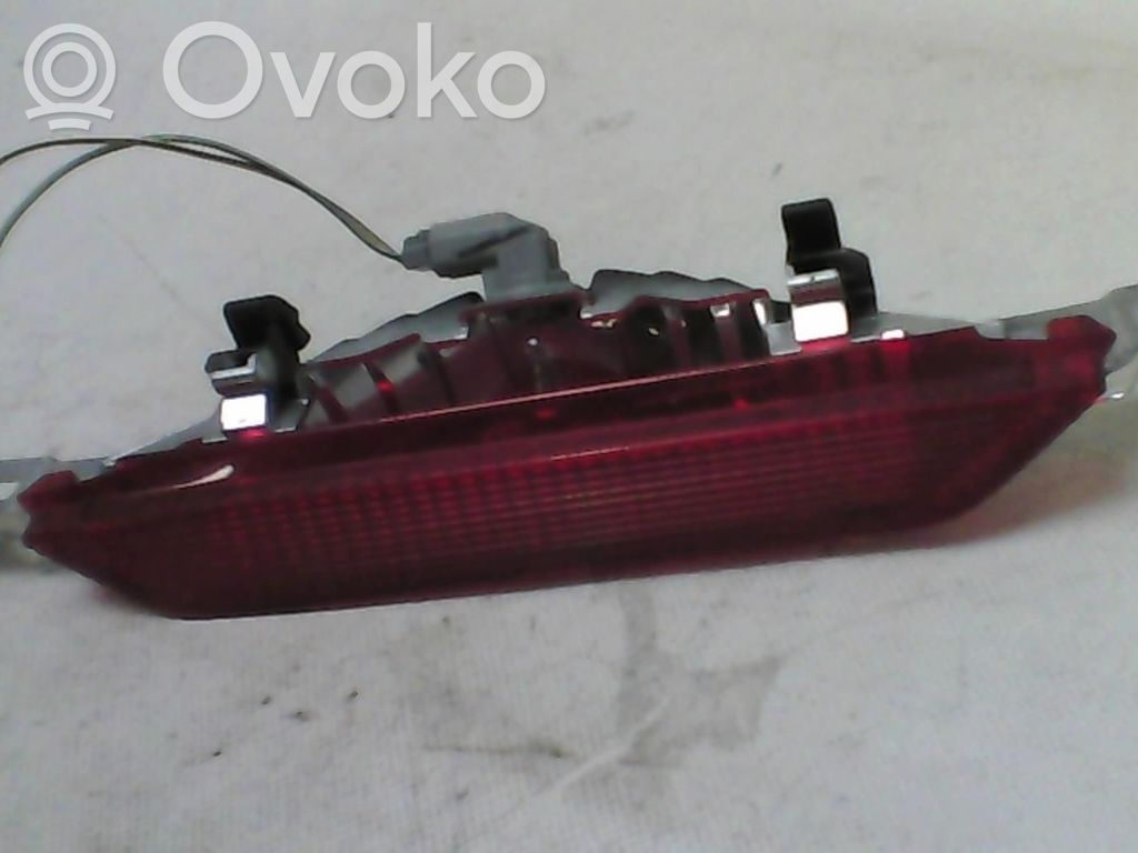 Toyota Corolla E120 E130 Third/center stoplight 