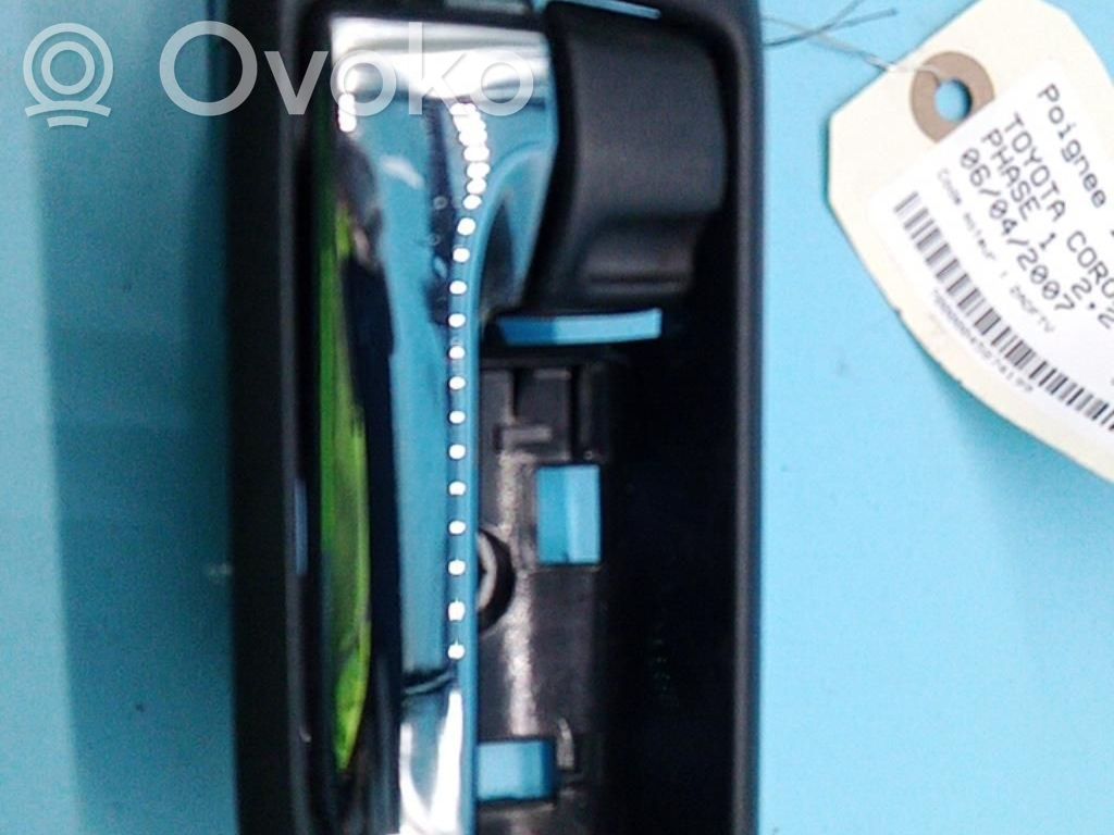 Toyota Corolla Verso E121 Rear door interior handle 