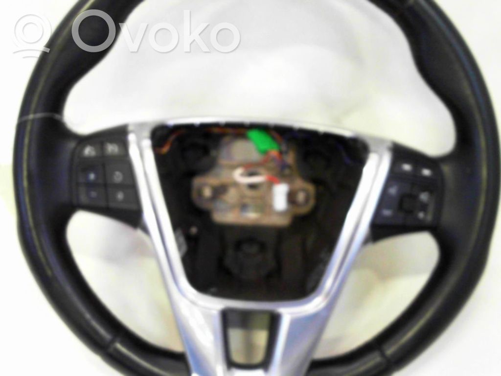 Volvo V40 Steering wheel 
