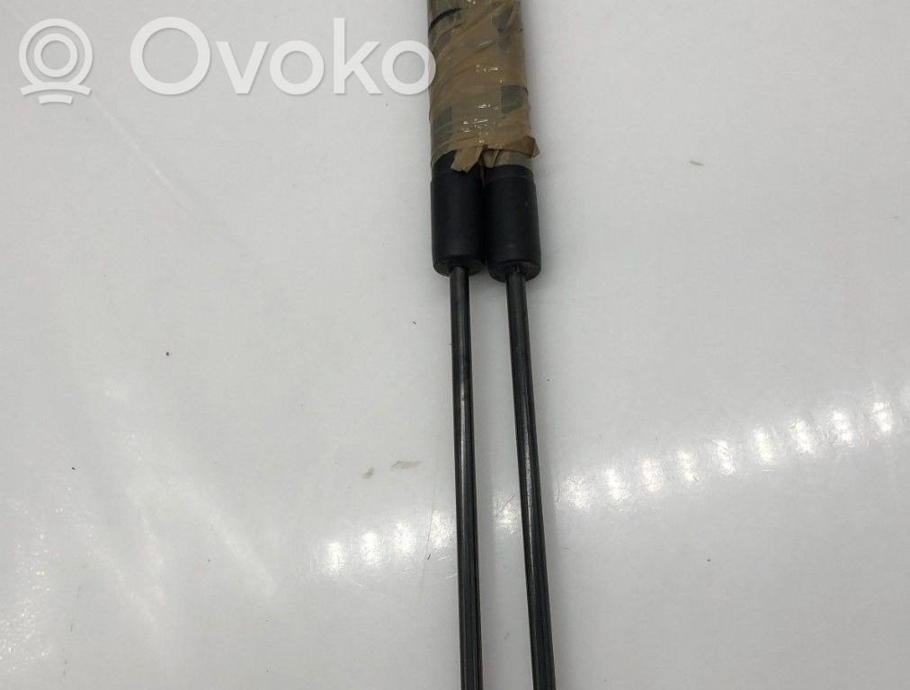 Citroen C3 Picasso Tailgate/trunk strut/damper 