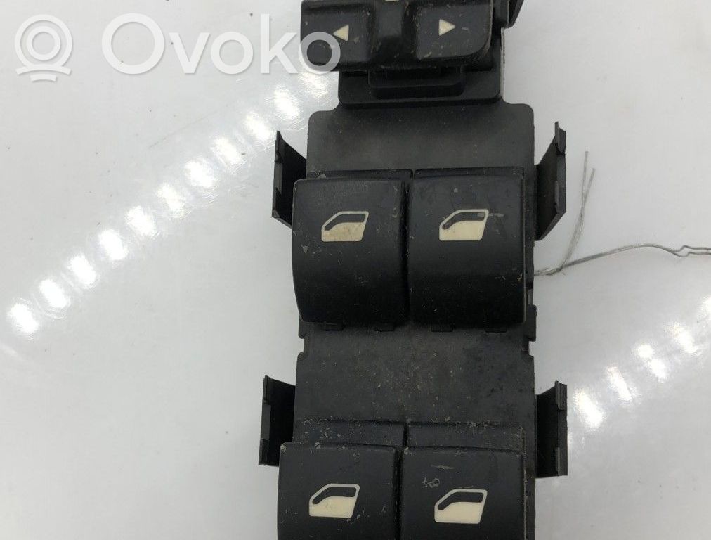 Citroen C4 I Picasso Przyciski szyb 