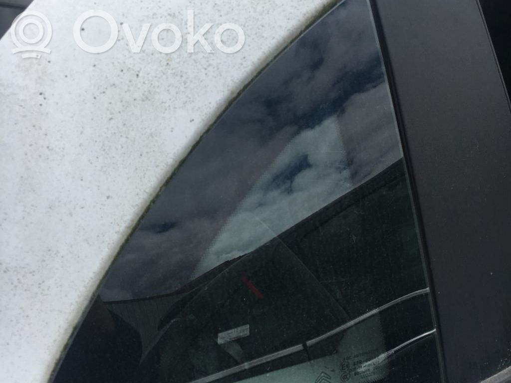 Citroen C3 Rear side window 
