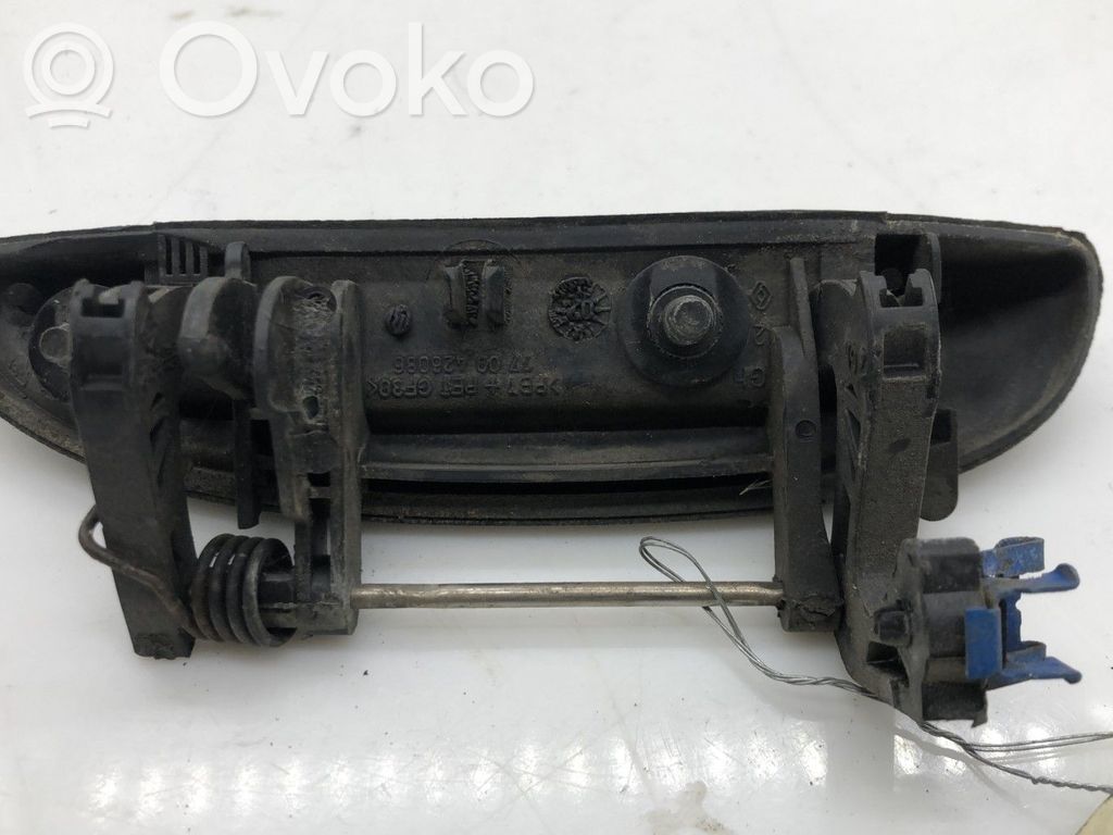 Renault Clio II Manecilla externa puerta trasera 