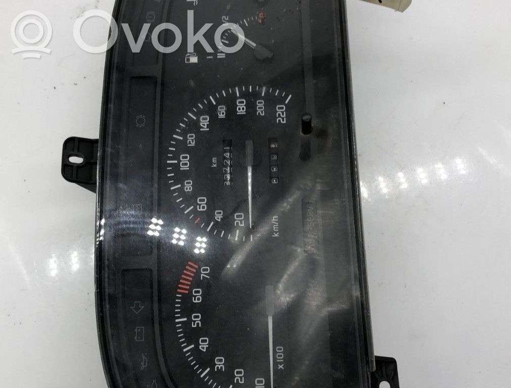 Renault Laguna I Geschwindigkeitsmesser Cockpit 