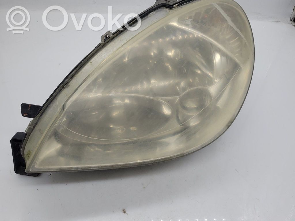 Citroen Xsara Lampa przednia 