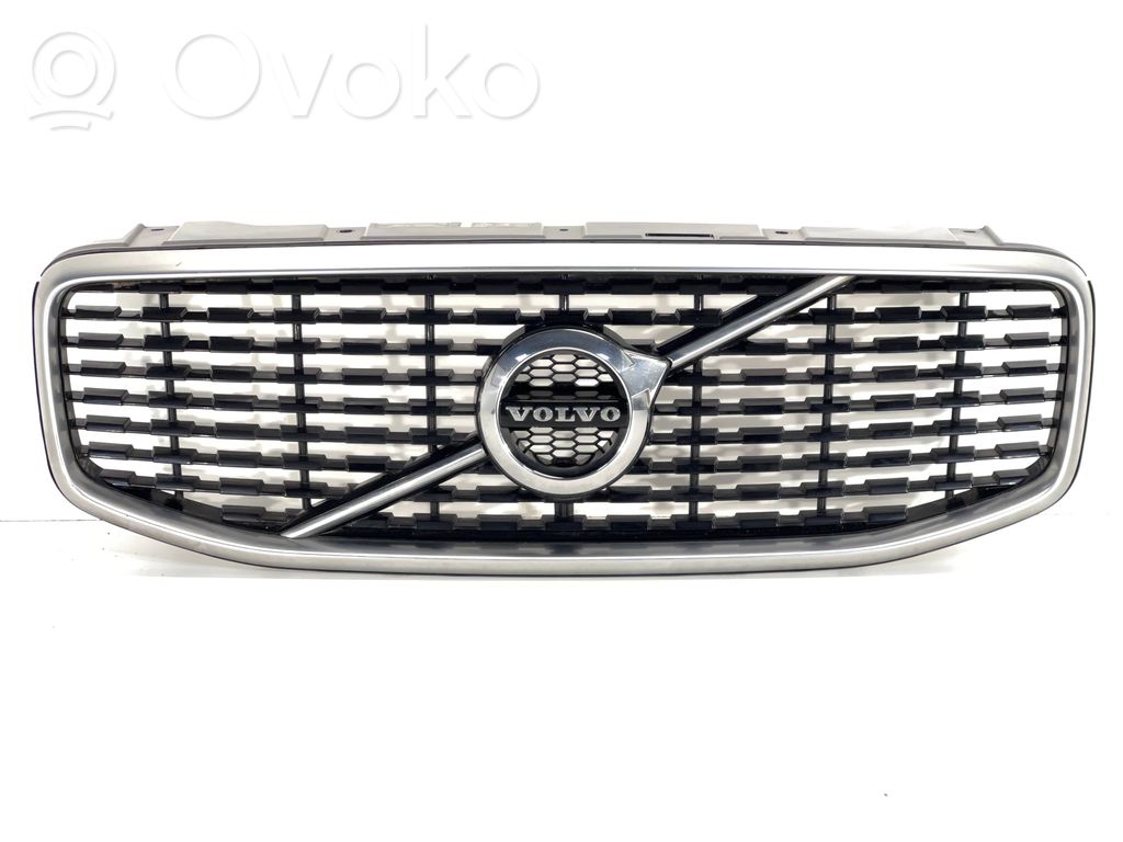 Volvo XC60 Griglia superiore del radiatore paraurti anteriore 