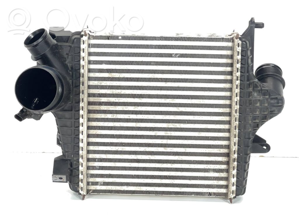 Audi Q7 4M Interkūlerio radiatorius 
