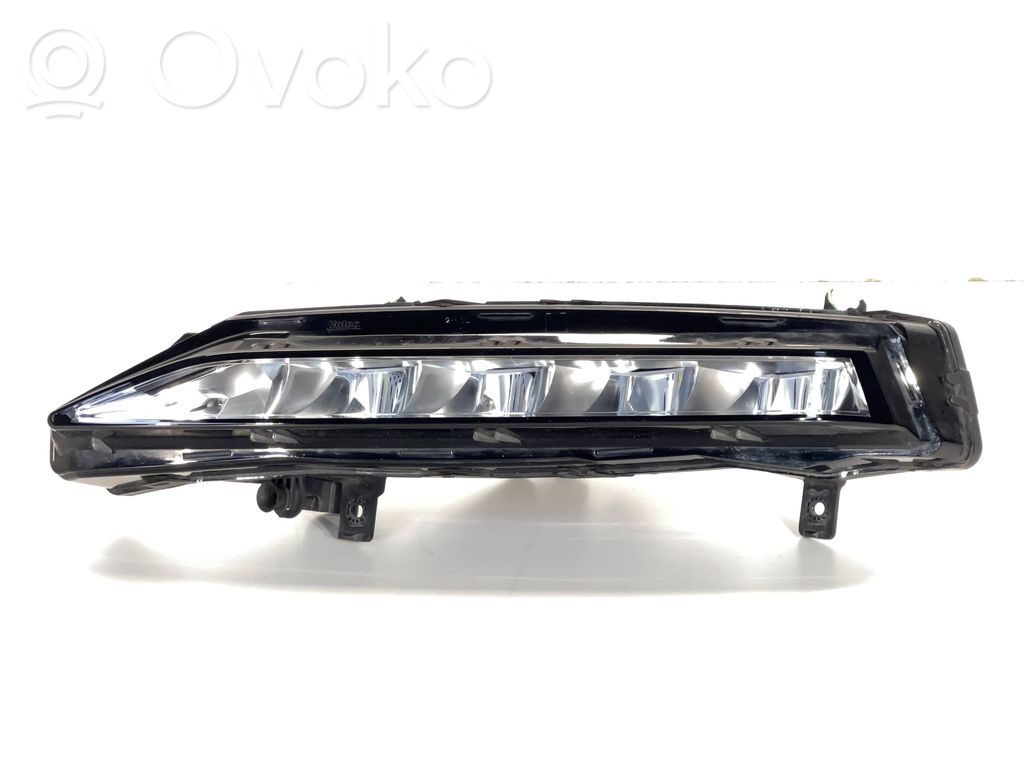 Skoda Superb B8 (3V) Światło przeciwmgłowe przednie 