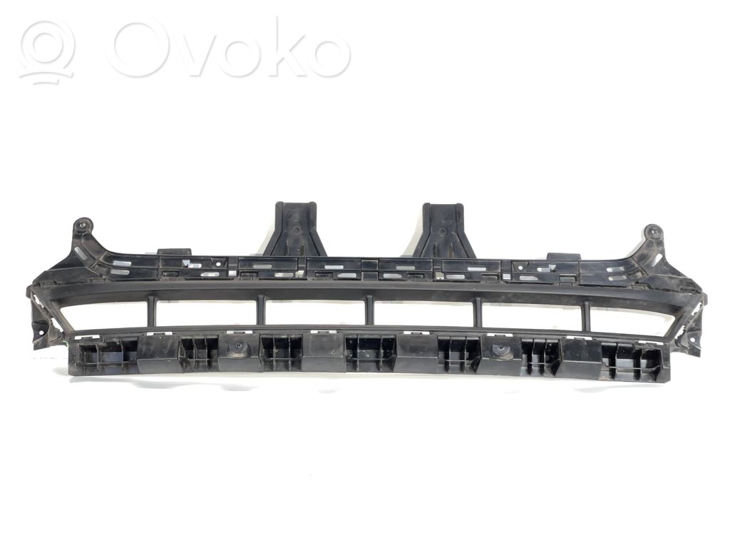 Kratka dolna zderzaka przedniego   4M8807647