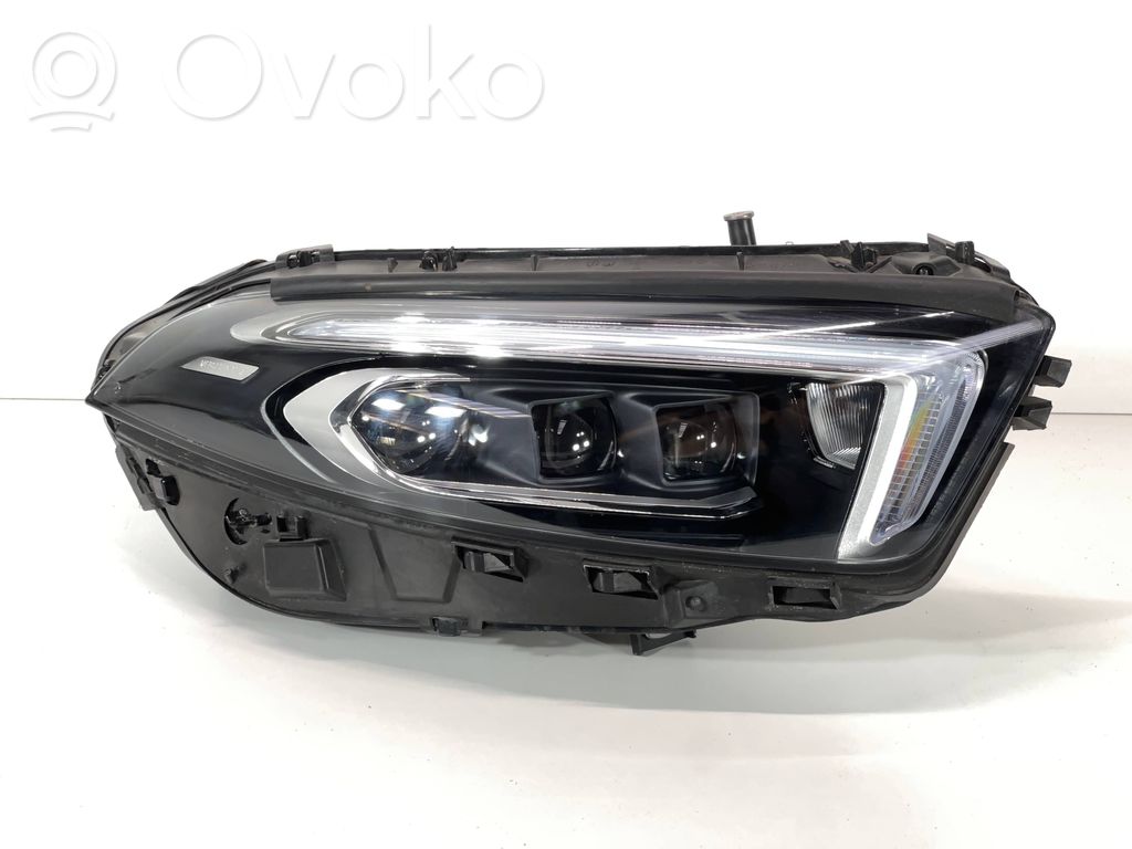 Mercedes-Benz A W177 Lampa przednia 