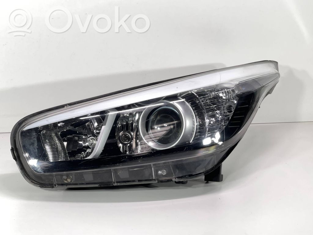 KIA Ceed Priekšējais lukturis 