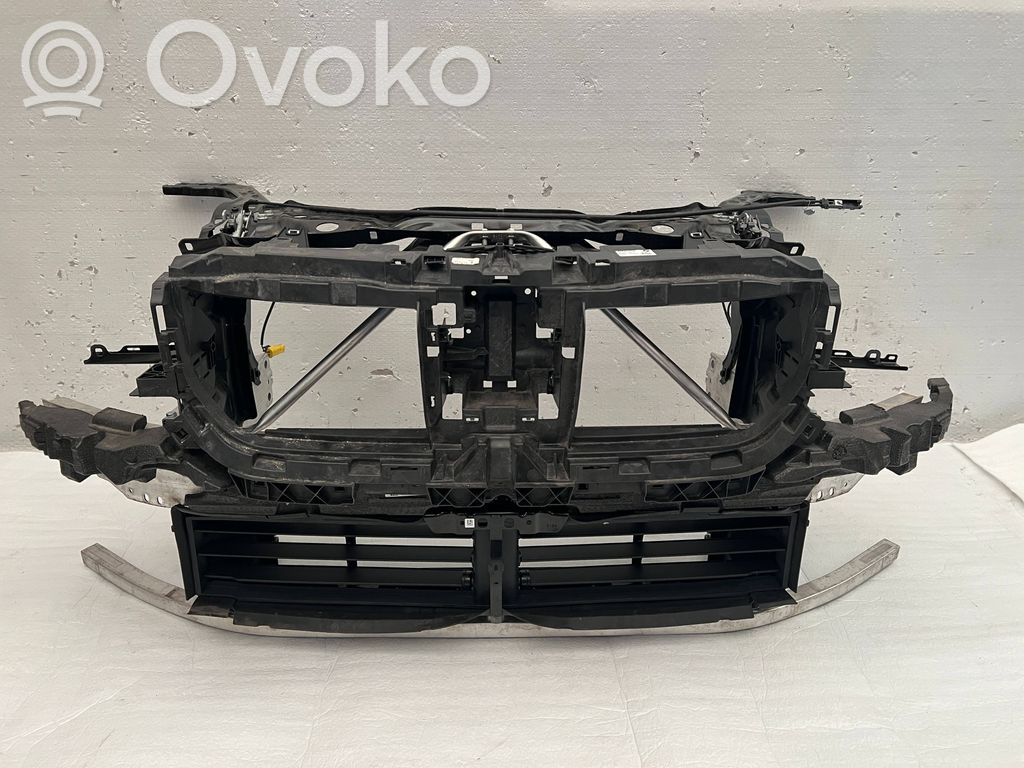 Radiatorių panelė