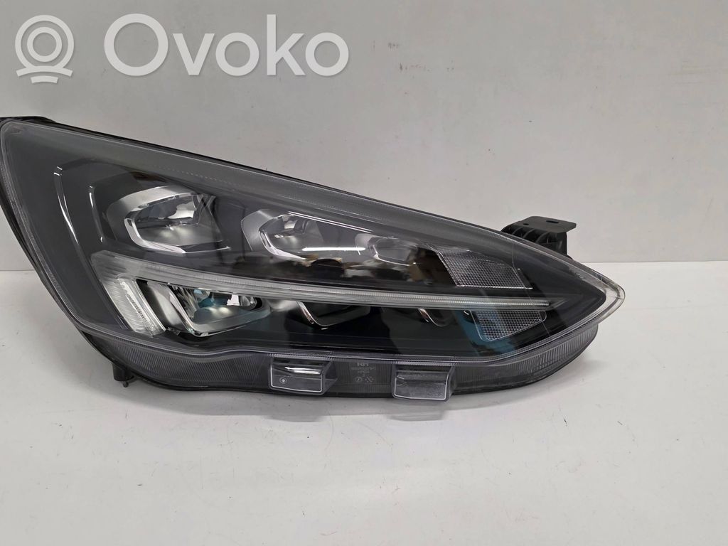 Ford Focus Headlight/headlamp 