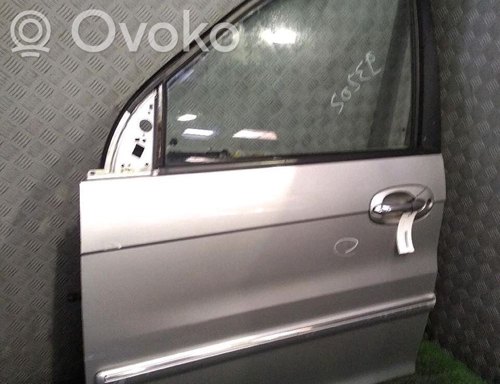 KIA Carnival Puerta delantera 