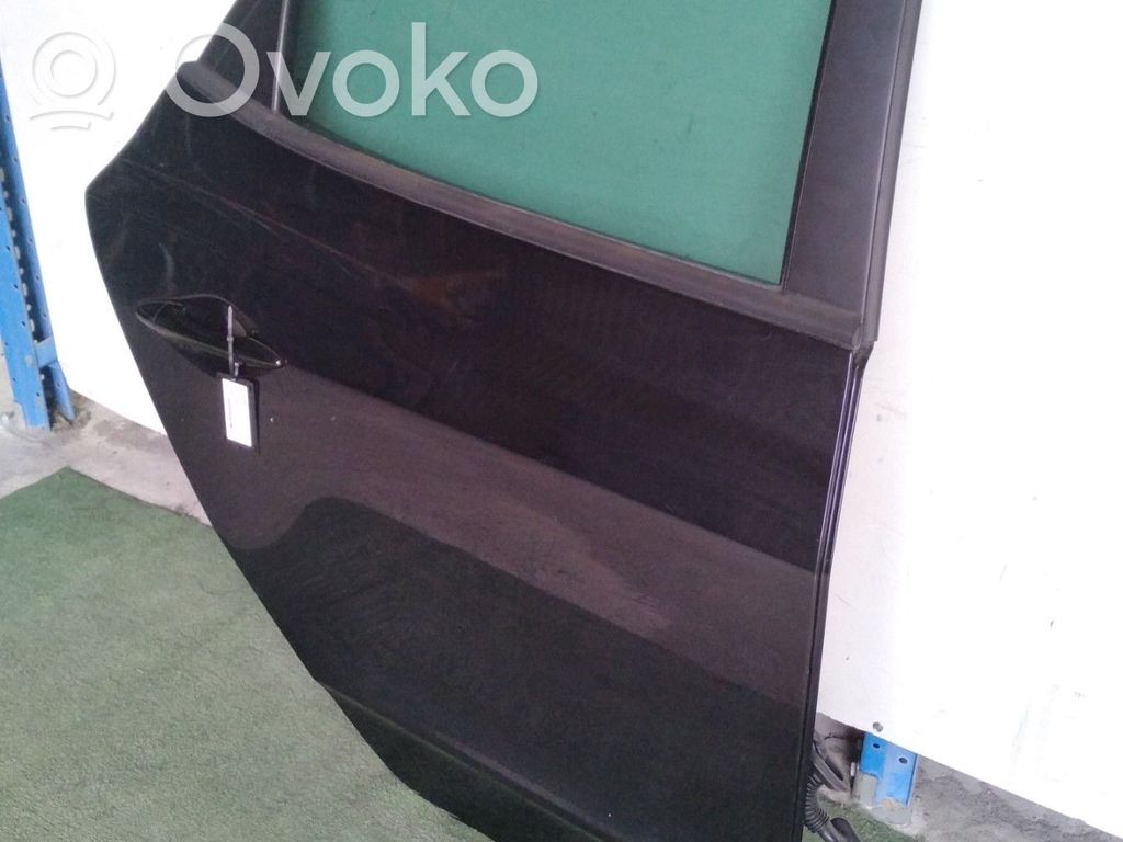 Puerta trasera   770042S050