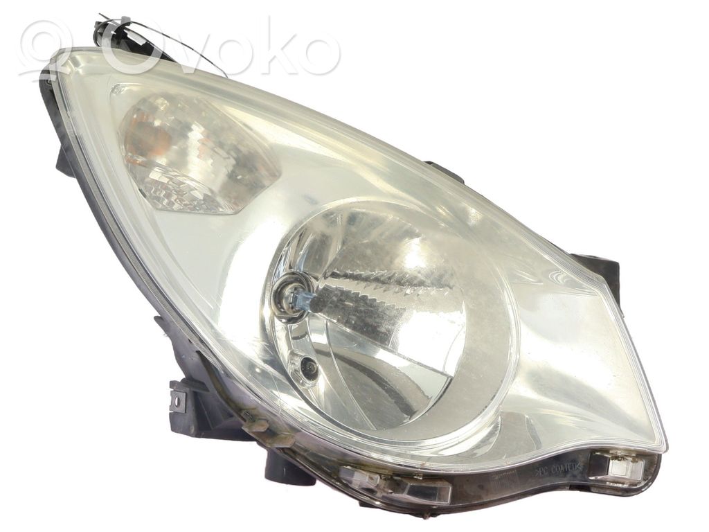 Opel Agila B Lampa przednia 