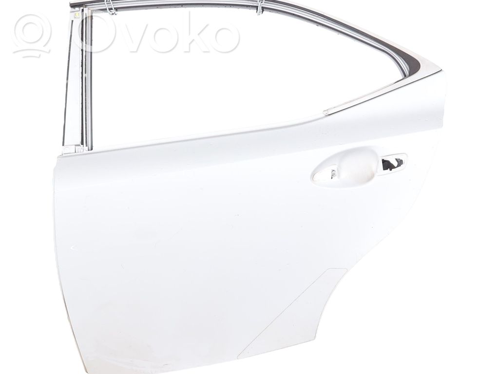 Puerta trasera   6700453070