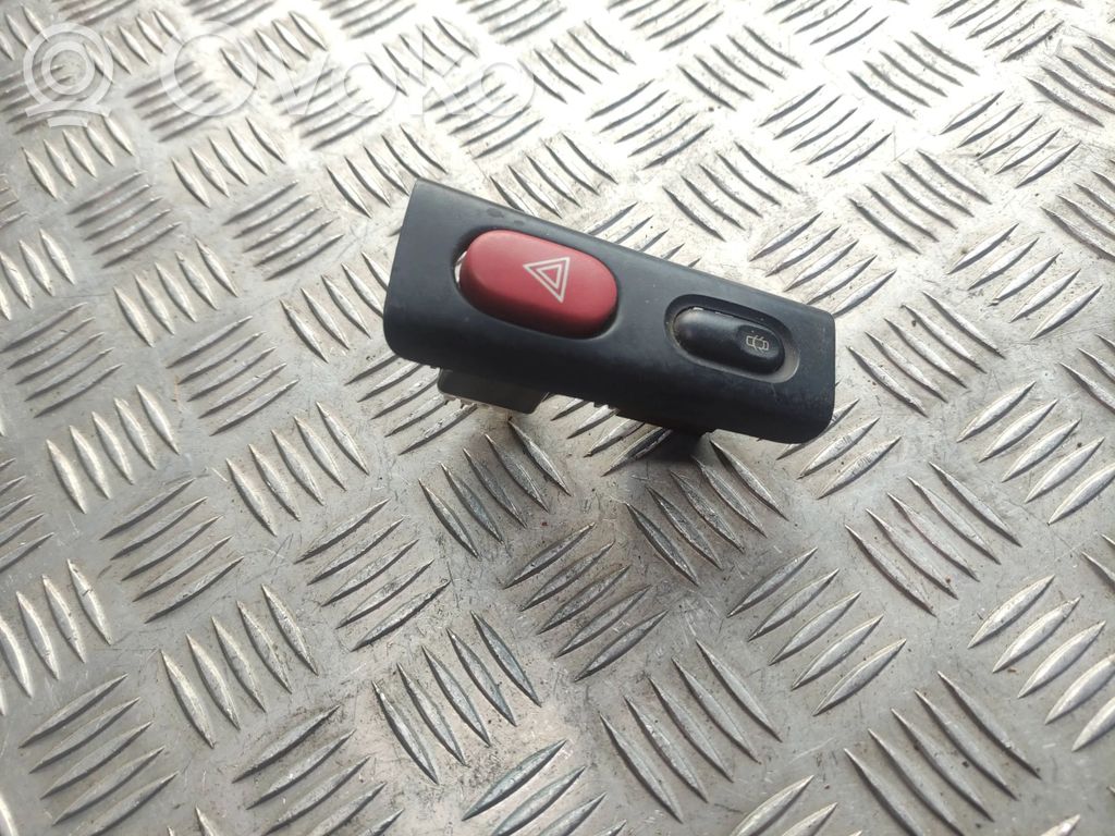 Renault Laguna II Hazard light switch 