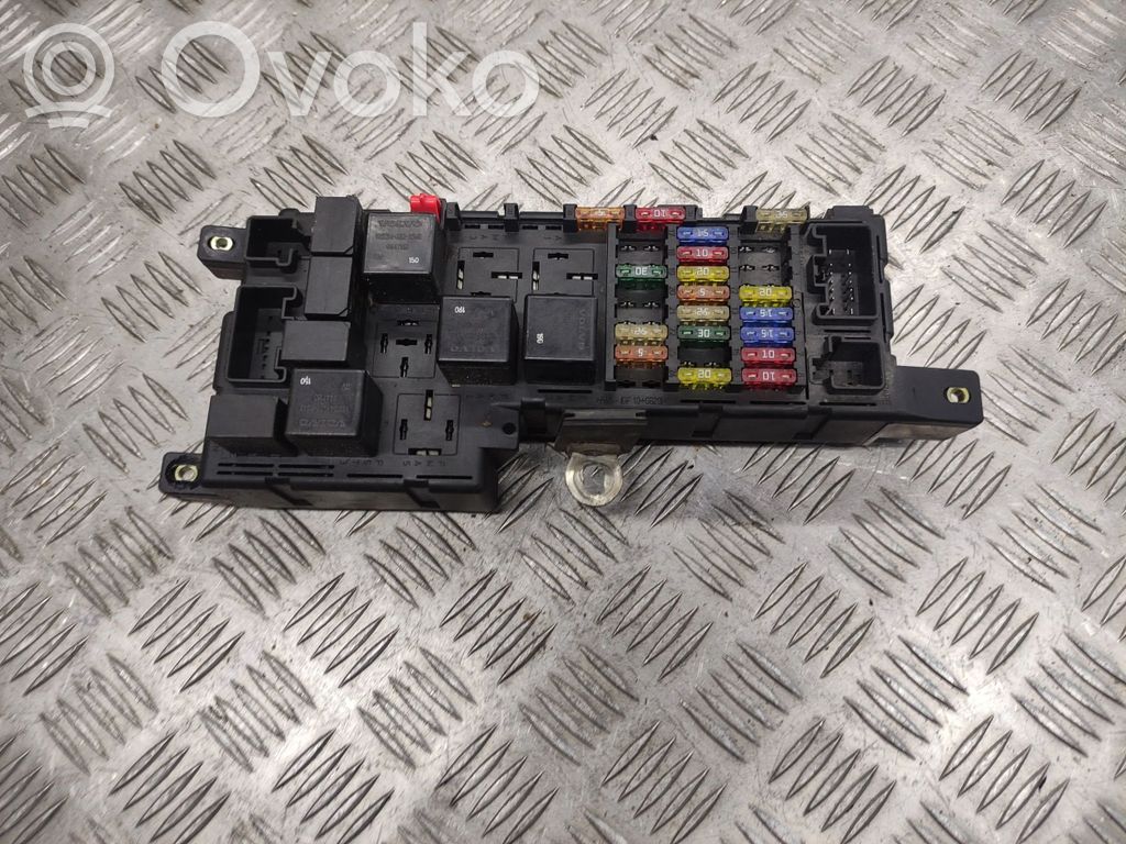 Volvo S80 Fuse module 