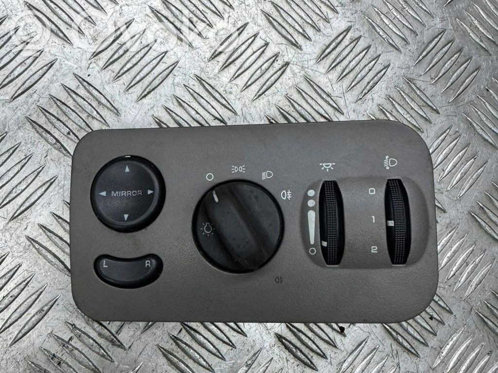 Chrysler Voyager Light switch 