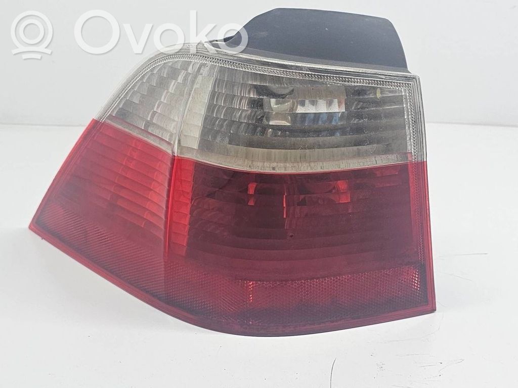 Rear/tail lights   7165825,27890104,27899015,632169258919