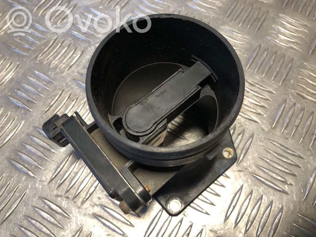 Audi A4 S4 B5 8D Przepływomierz masowy powietrza MAF 