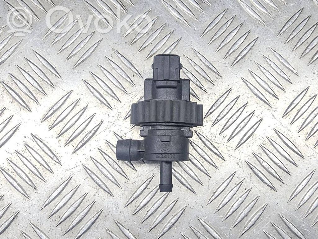 Vacuum valve   1433602,7096871