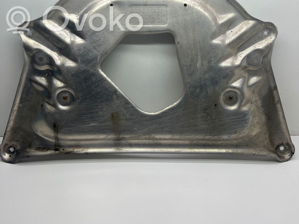 Engine splash shield/under tray   6759878