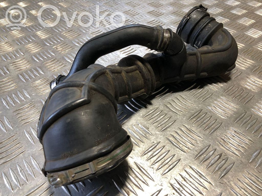 Ford Focus Шланг сапуна 