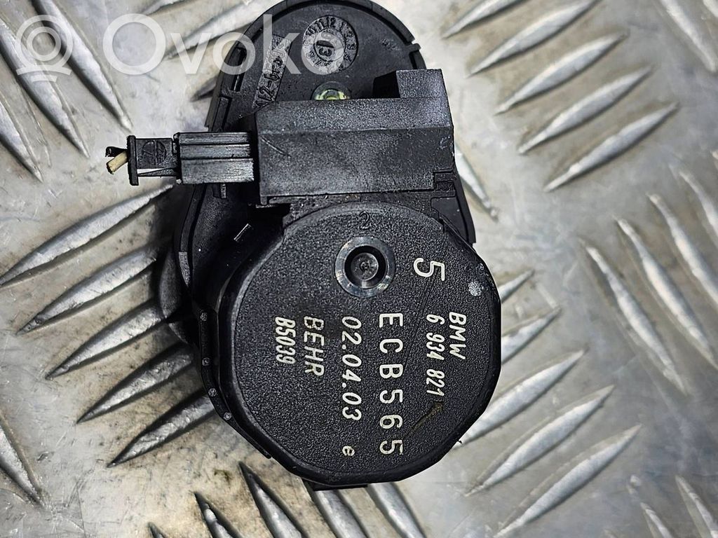 Oro sklendės varikliukas   6934821,B5093,ECB565
