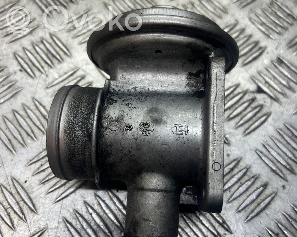BMW 7 E65 E66 EGR valve 