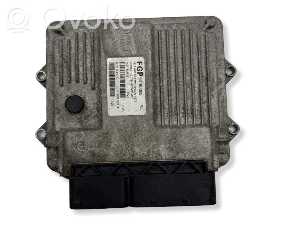 Unidad de control/módulo del motor   55190069,4CET8UR2E,7160002306