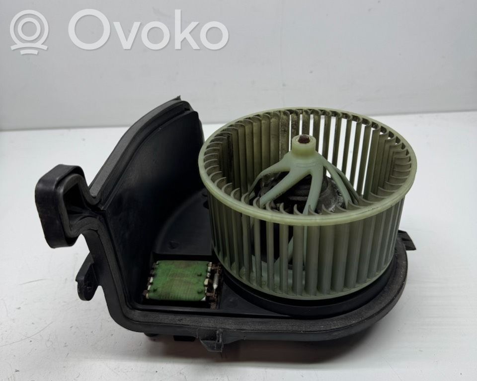 Renault Clio II Mazā radiatora ventilators 