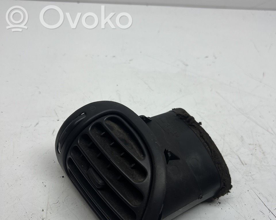 Peugeot 206 Dash center air vent grill 