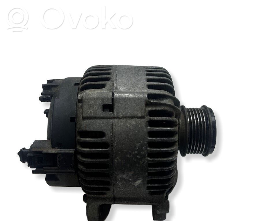 Volkswagen PASSAT B6 Generator/alternator 