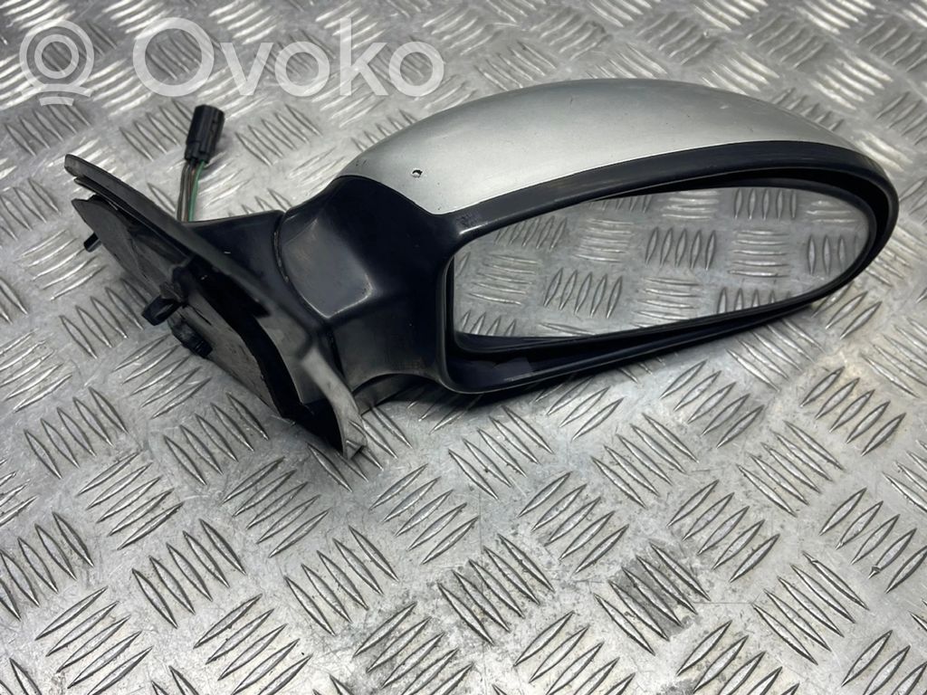 Ford Focus Spogulis (elektriski vadāms) 