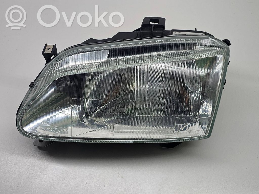 Renault Megane I Headlight/headlamp 