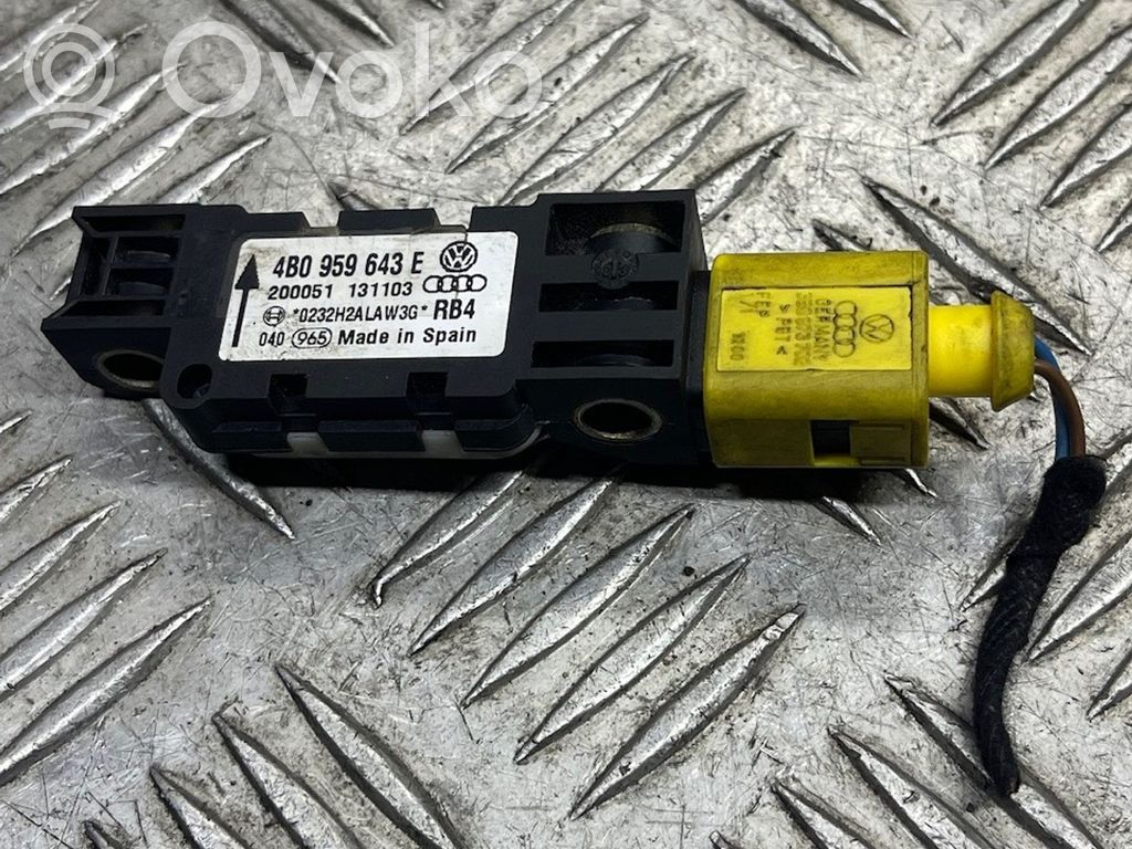 Audi A3 S3 8L Czujnik uderzenia Airbag 