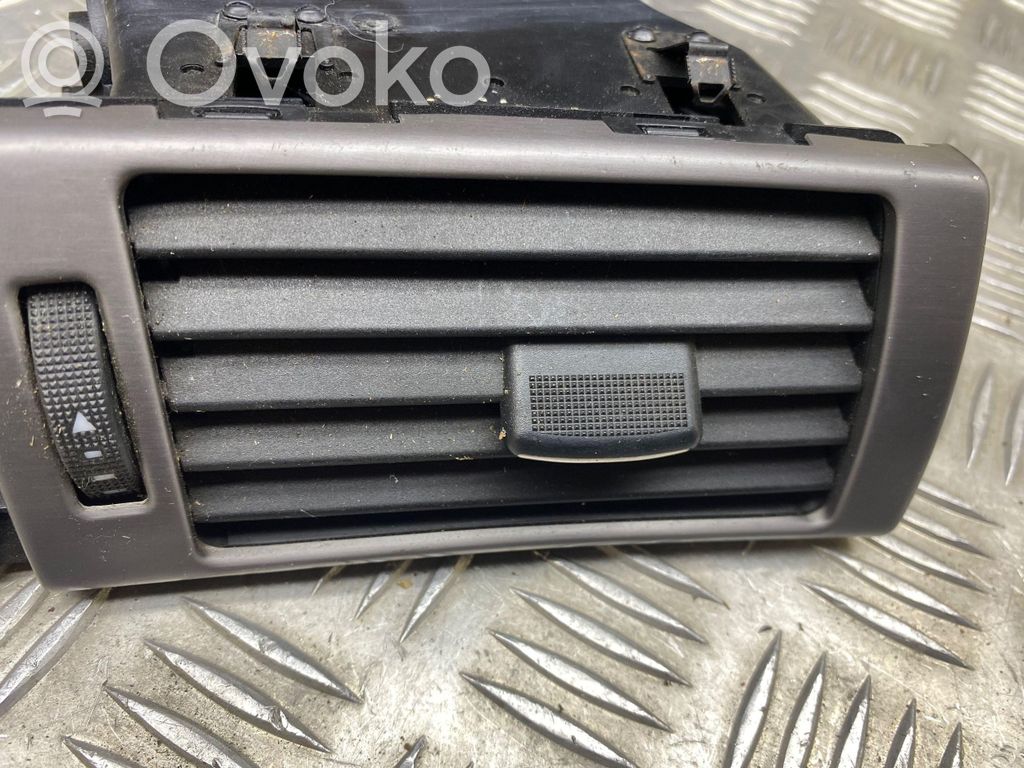 Audi A6 S6 C5 4B Grilă ventilație/ramă laterală bord 