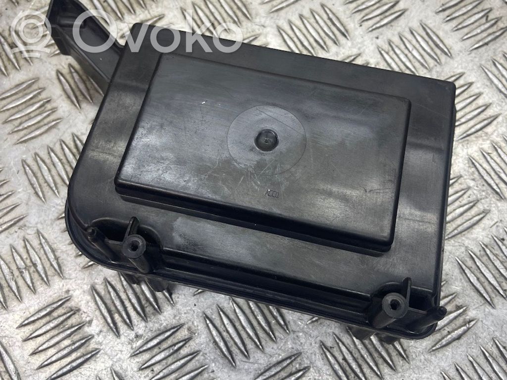 Jeep Liberty Vakuumo oro talpa 