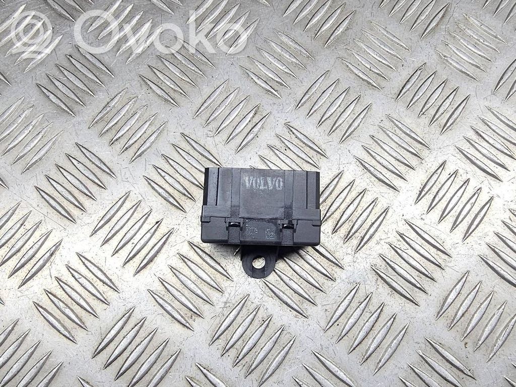 Volvo S80 Sēdekļu apsildes relejs 