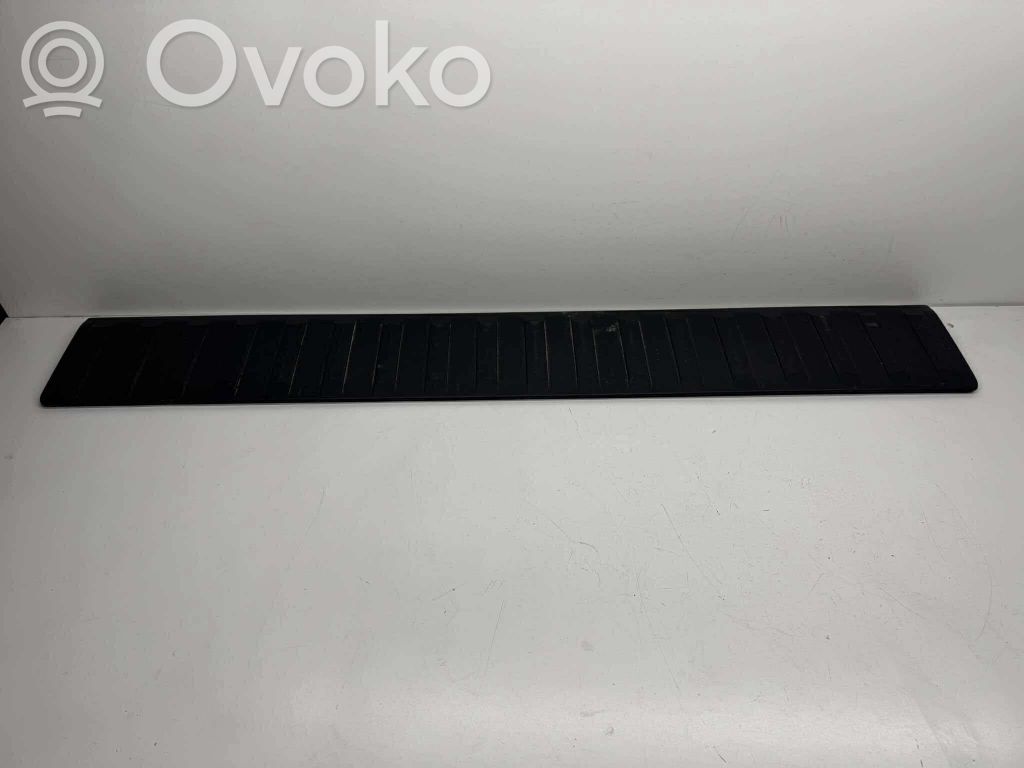 BMW X5 E53 Trunk/boot lower side trim panel 