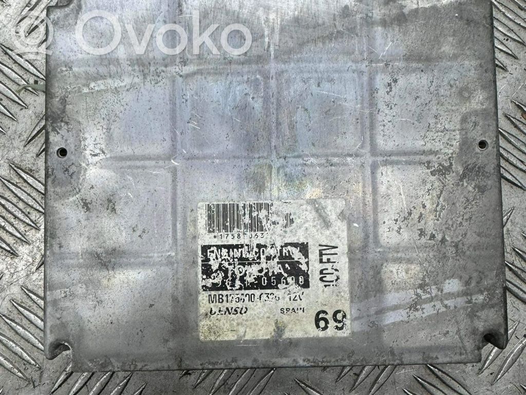 Toyota Avensis T250 Engine control unit/module 